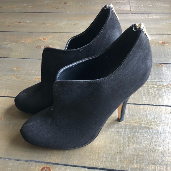Call It Spring Shoes - 🔥3/$20 Black heeled booties